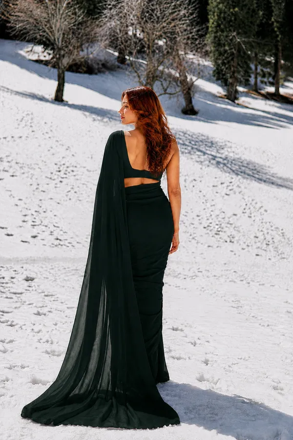 Black_Georgette_SAREE_For_WOMEN