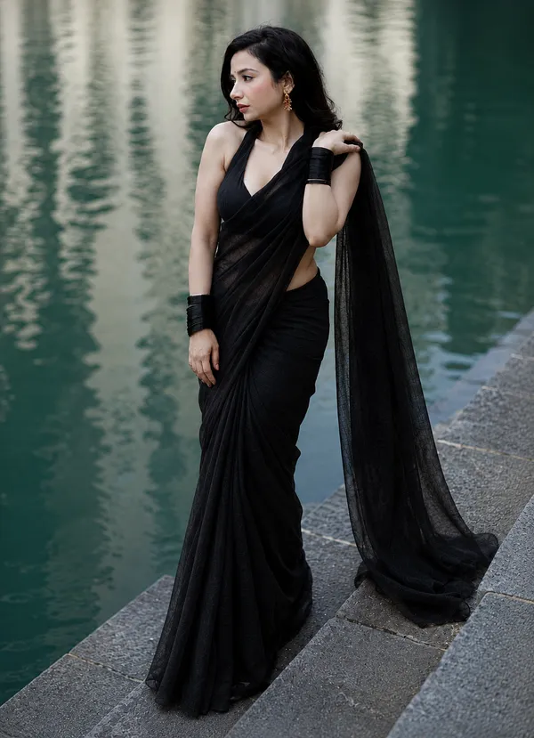 Black_Georgette_SAREE_For_WOMEN