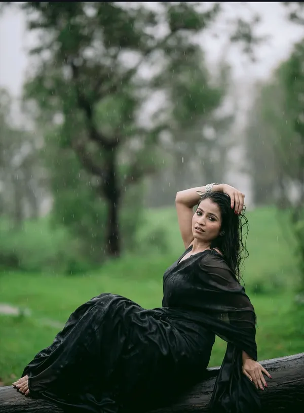 Black_Georgette_SAREE_For_WOMEN