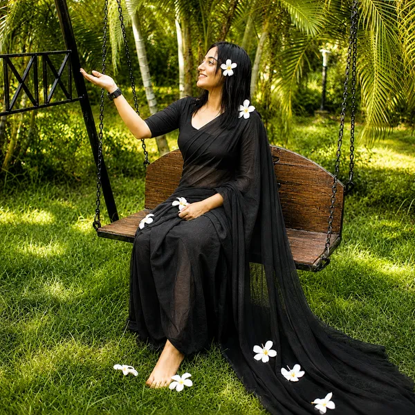Black_Georgette_SAREE_For_WOMEN