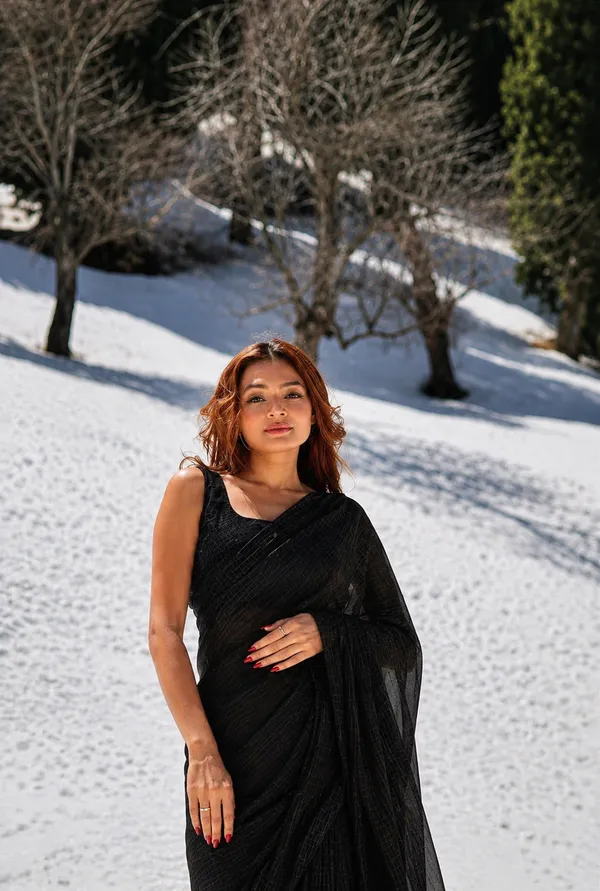 Black_Georgette_SAREE_For_WOMEN