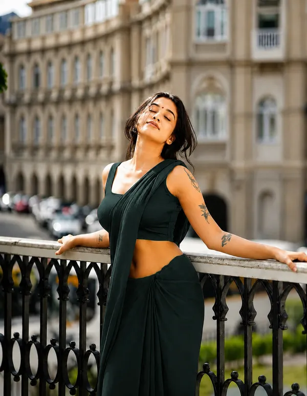 Dark_Green_Georgette_SAREE_For_WOMEN