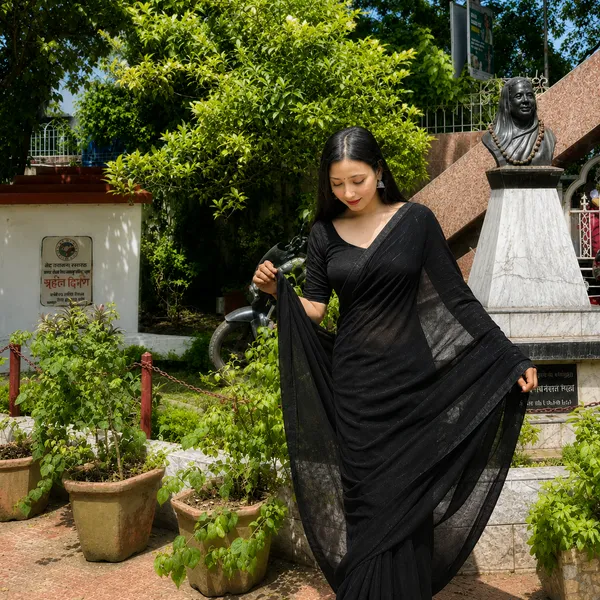Black_Georgette_SAREE_For_WOMEN