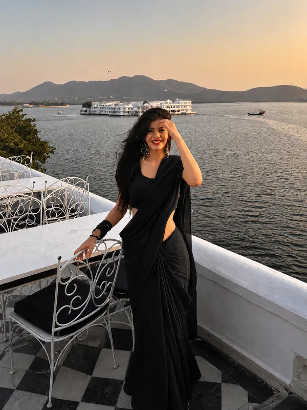 Black_Georgette_SAREE_For_WOMEN