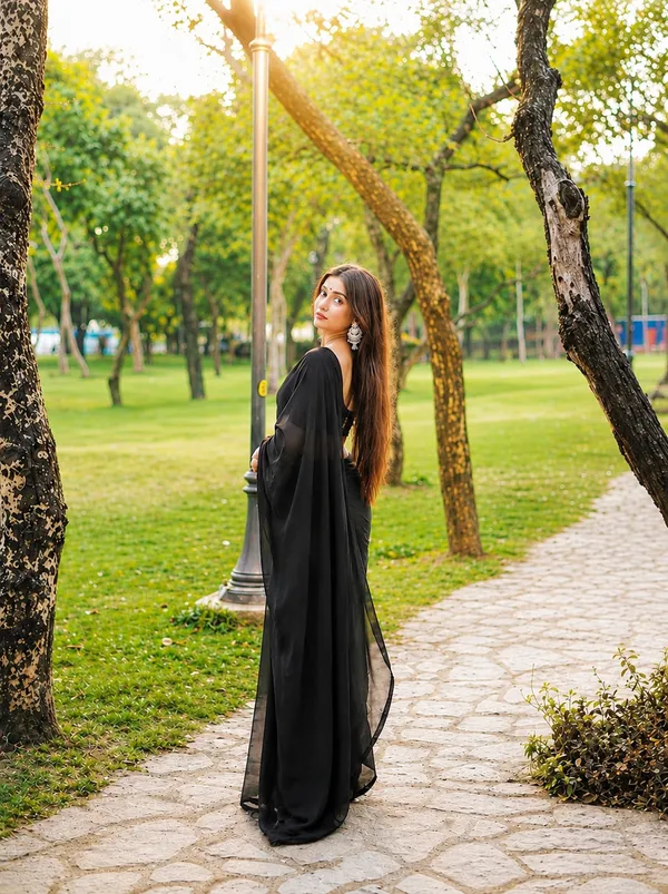 Black_Georgette_SAREE_For_WOMEN