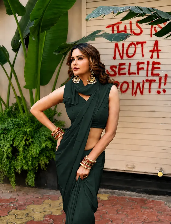 Black_Georgette_SAREE_For_WOMEN