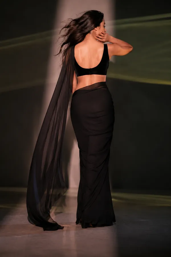 Black_Georgette_SAREE_For_WOMEN