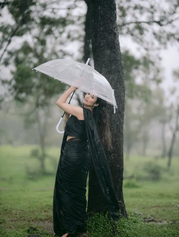 Black_Georgette_SAREE_For_WOMEN