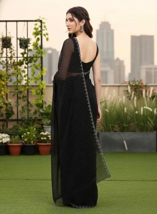 Black_Georgette_SAREE_For_WOMEN
