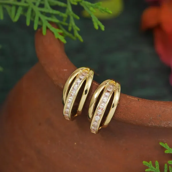 Moonlit_Crystal_Twist_Hoops_Korean_Gold_Plated_Earrings