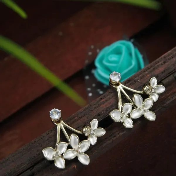 Korean_Gold_Plated_Floral_Drop_Earrings_Dainty_Flower_Cz
