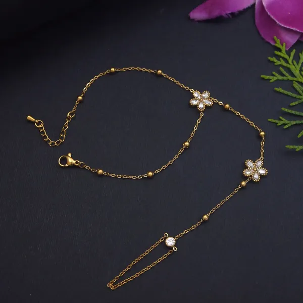 Flower_Hand_Bracelet_Gold_Plated_With_American_Diamonds