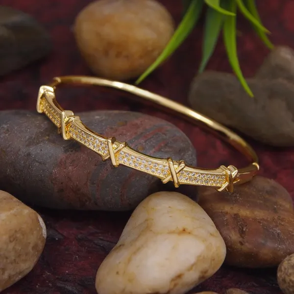 Golden_Crystal_Interlace_Statement_Cuff_Bangle