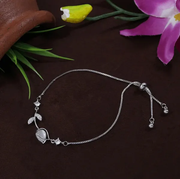 Korean_Silver_Plated_Floral_Leaf_Design_Cz_Adjustable_Bracelet