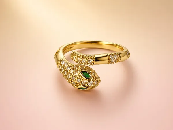 Emerald_Snake_Pav_Wrap_Ring