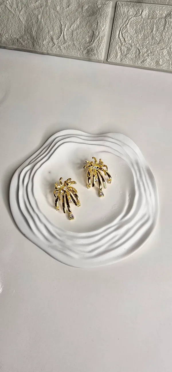 The_Saaj-earring