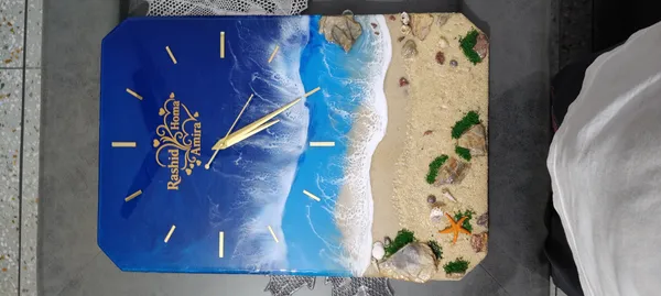 Resin_Coastal_Beach_Scene_Wall_Clock