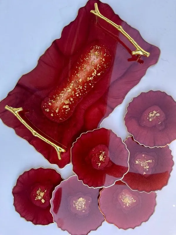 Resin_Serving_Tray+_6_Coaster_Set
(Gold_Flake+Mehroon_Colour)