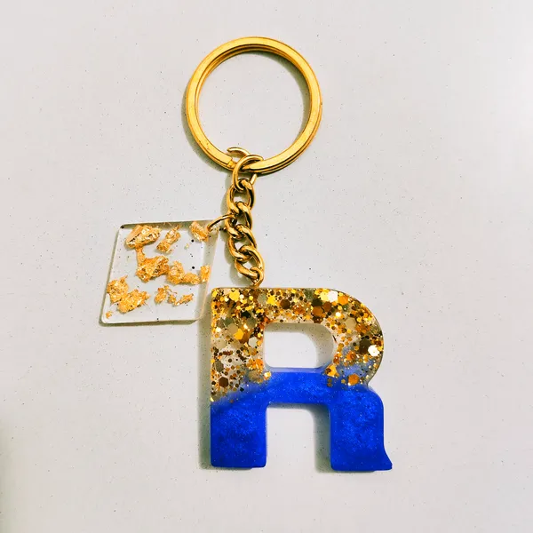 Resin_Alphabate_'Z'_Keychain
(Blue_And_Gold_Flake+Golden_Ring)