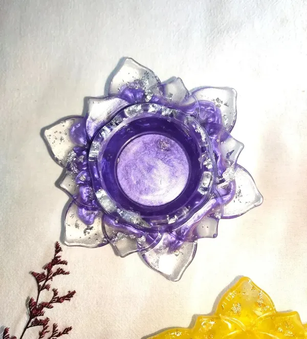 Purple_Lotus_Design_Tealight_Holder