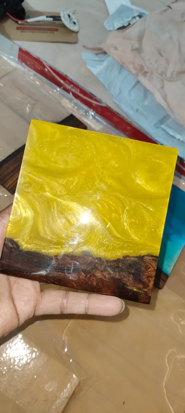 Yellow_Resin_Coasters_Set_Of_4
(Metallic_Yellow_Resin+Wood)
Finish-_Matte/Glossy