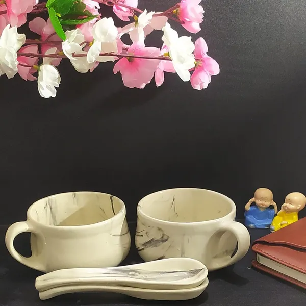 Ceramic_Soup_Bowl_With_Spoon