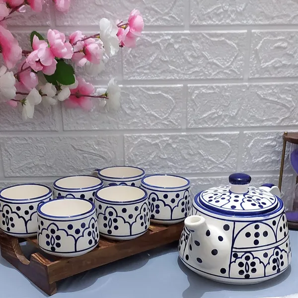 Ceramic_Tea_Kettle_And_Cup_Set