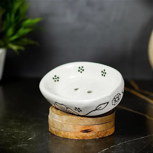 Ceramic_Bathroom_Soap_Dispenser_With_Handle