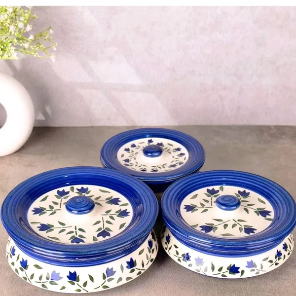 Ceramic_Serving_Bowl_With_Lid