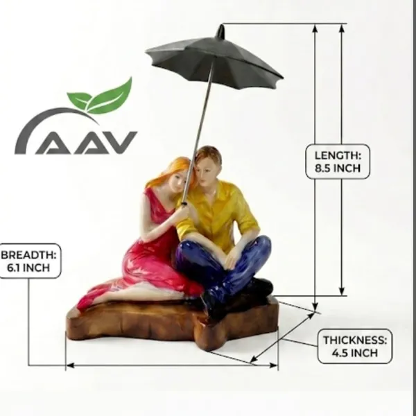 Couple_With_Umbrella_Showpiece