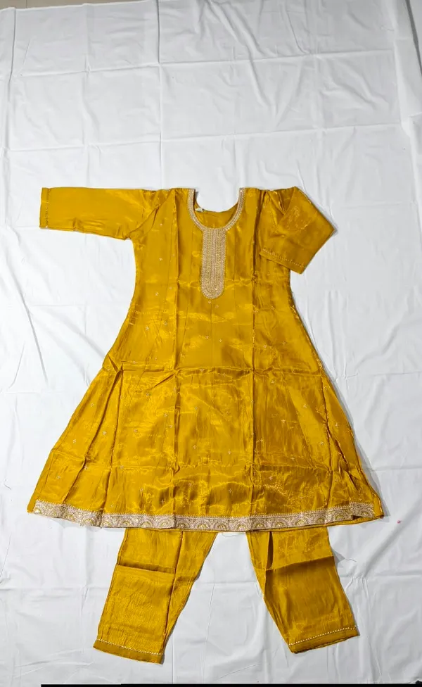 Yellow_Shiny_Fabric_Flared_Kurta_Set_for_Girls