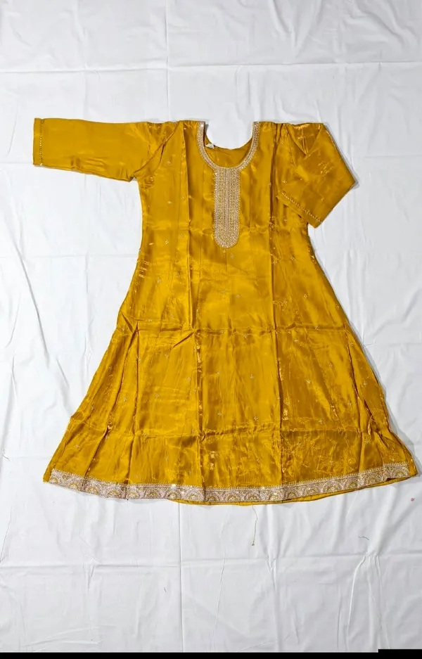 Yellow_Shiny_Fabric_Flared_Kurta_Set_for_Girls