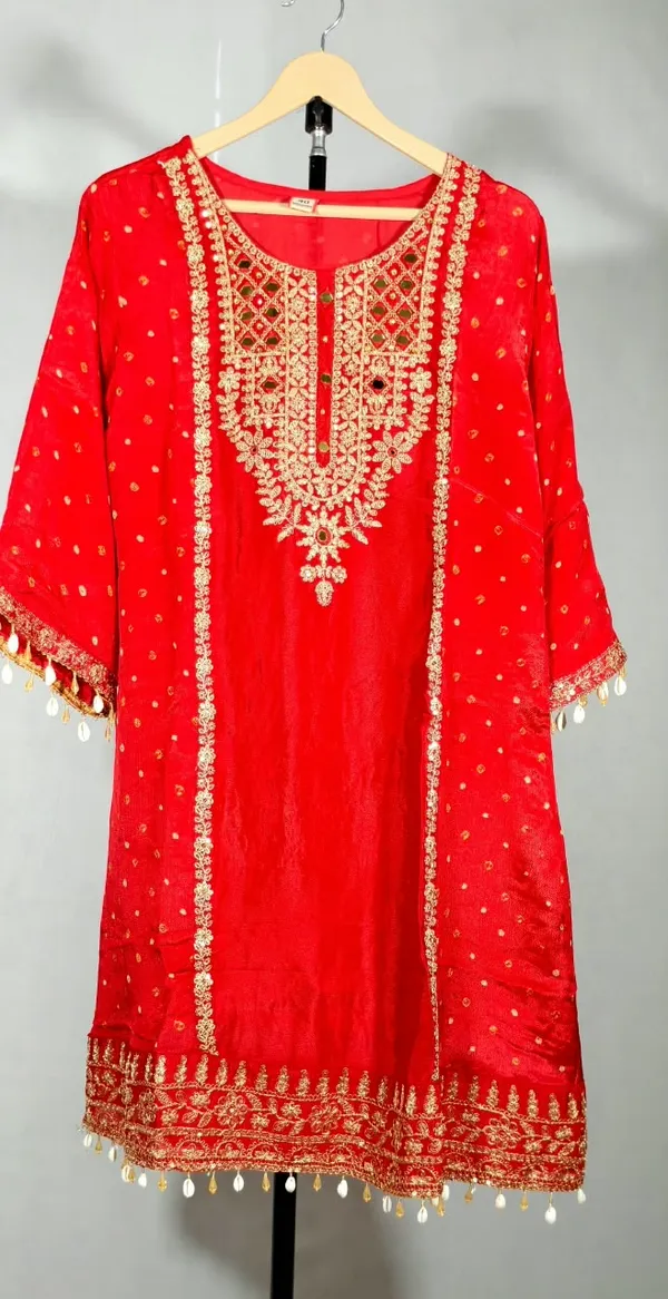 Red_Embroidered_Straight_Kurta_For_Women