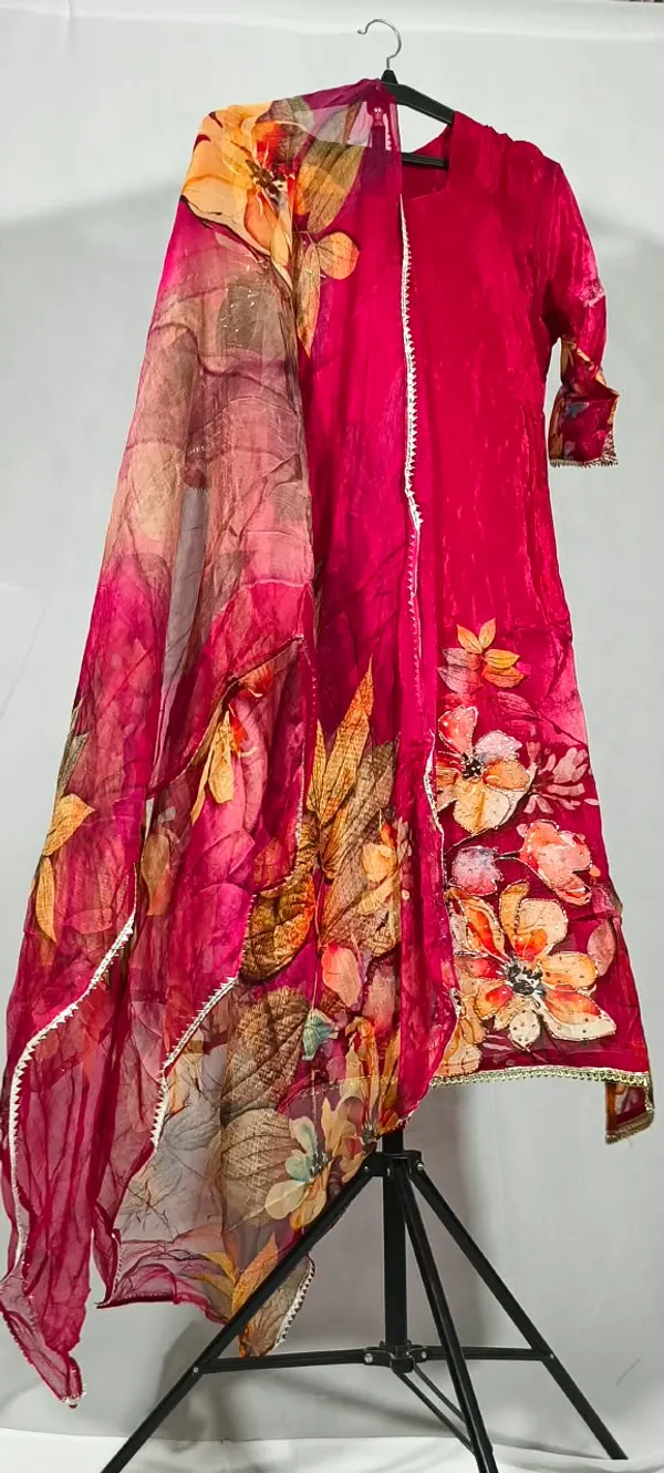 Pink_Floral_Print_Kurta_Pant_Set_for_Women