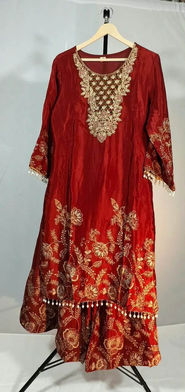 Red_Embroidered_Kurta_Set_for_Women
