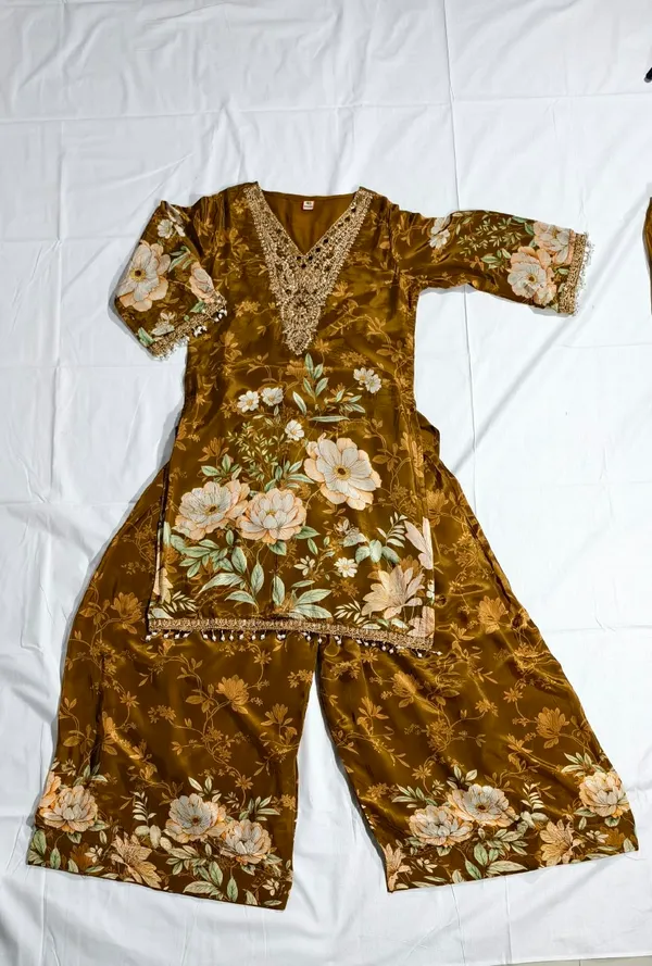 Brown_Velvet_Floral_Kurta_Set_for_Women