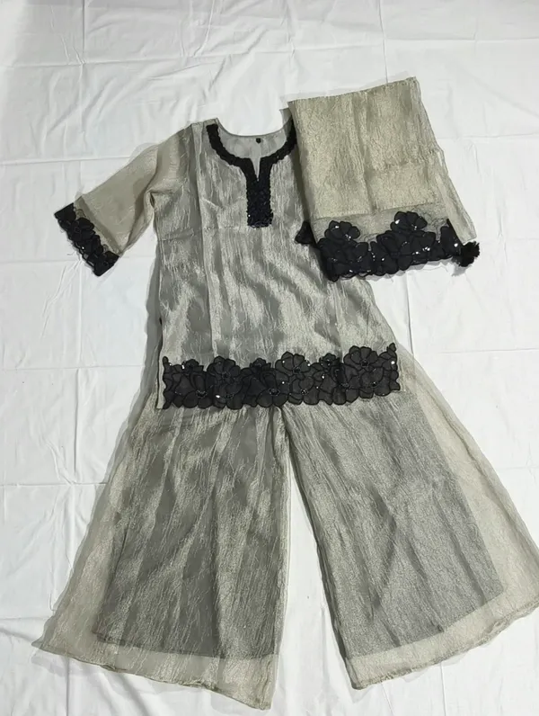 Grey_Textured_Straight_Fit_Kurta_For_Women