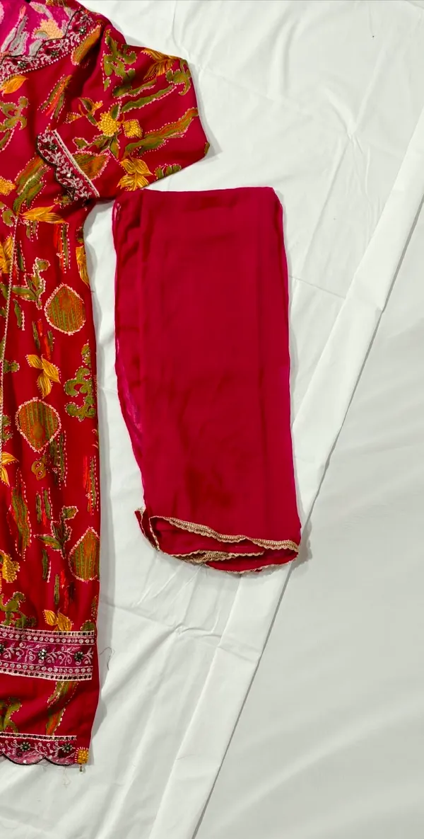 Red_Printed_Kurta_Set_For_Women