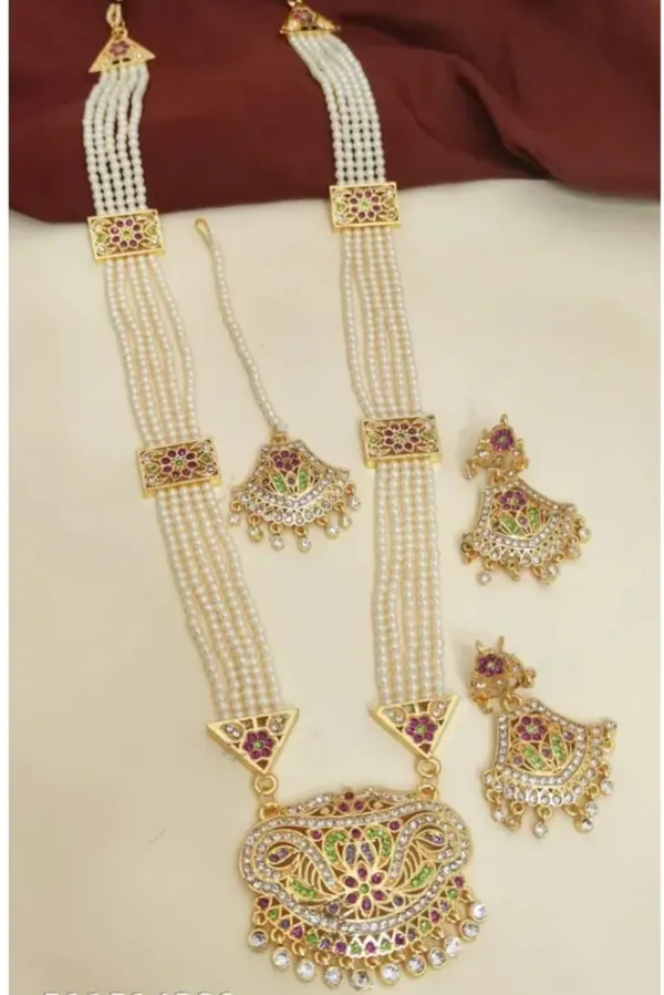 Gold_Tone_Pearl_Necklace_Set_for_Women