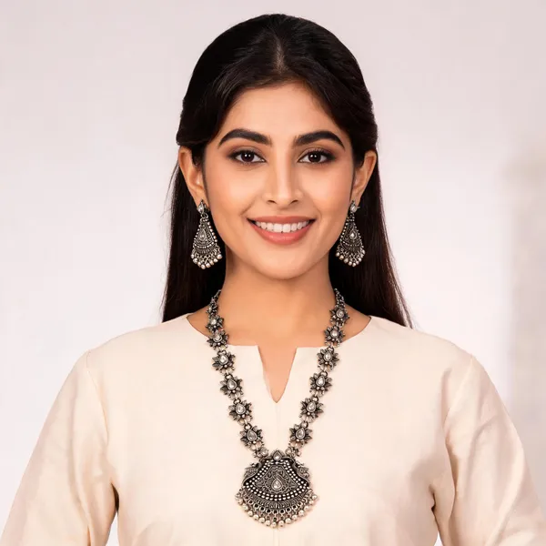 Oxidized_Silver_Oxidised_Necklace_And_Earring_Set_For_Women