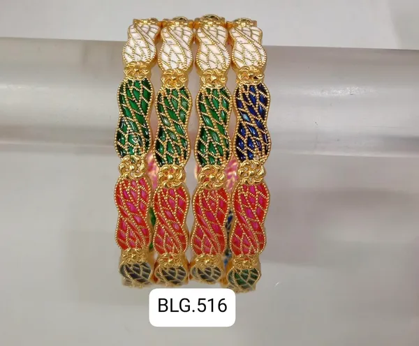 Set_of_4_bangles