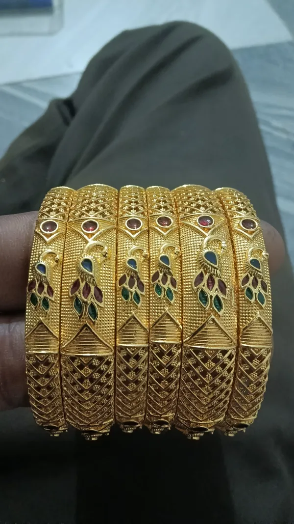 Set_of_6_bangles