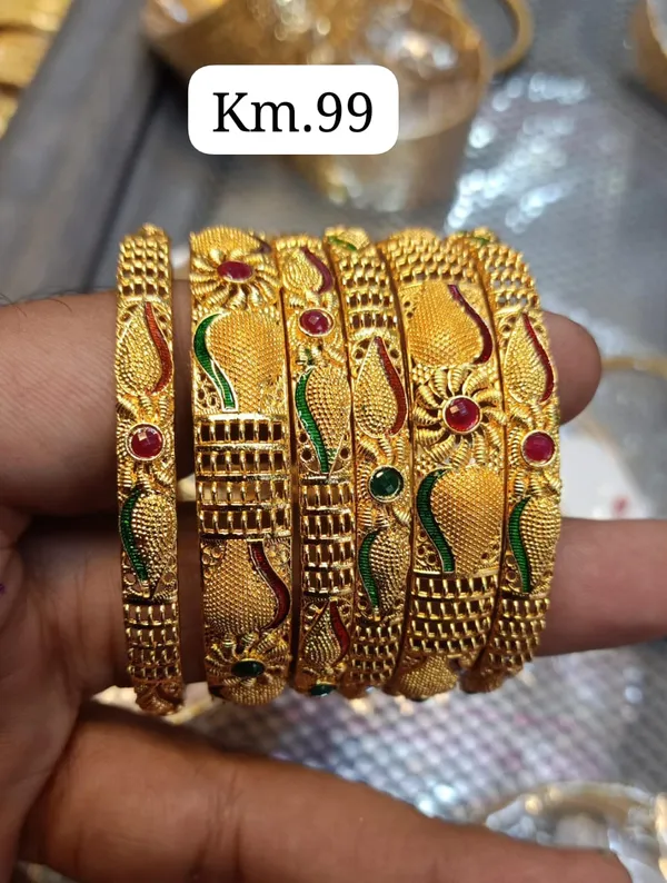 Set_of_6_bangles