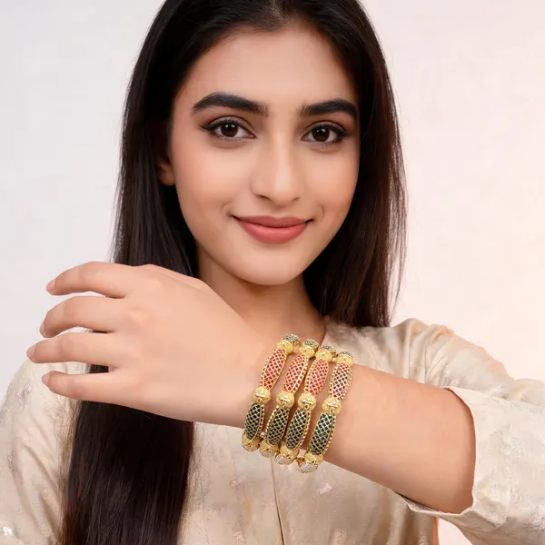 Gold_White_Metal_Bangles_For_Women_(Pack_of_4_)