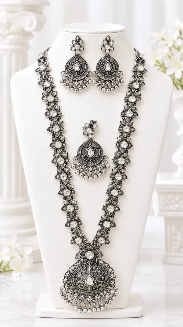 Silver_Tone_Floral_Necklace_Set_for_Women