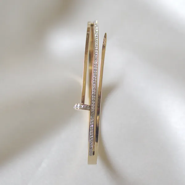 Mania_Anti_Tarnish_Gold_Nail_With_Stone_Bracelet_Default_Title