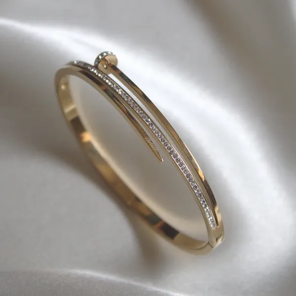 Mania_Anti_Tarnish_Gold_Nail_With_Stone_Bracelet_Default_Title