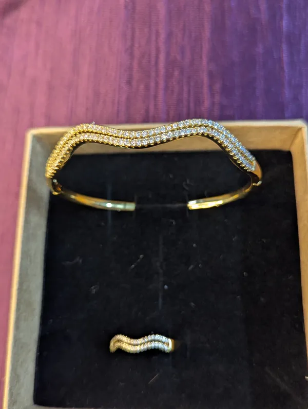 American_Diamond_Wave_Of_Gold_Bracelet_With_Adjustable_Ring_Combo_Default_Title