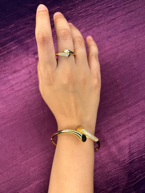 Ad_Gold_Plated_Bracelet_With_Ring_Default_Title