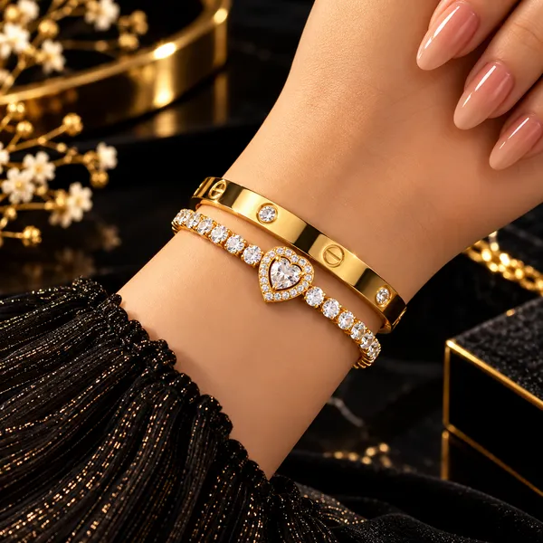 Cartier_with_White_Heart_shape_bracelet_combo